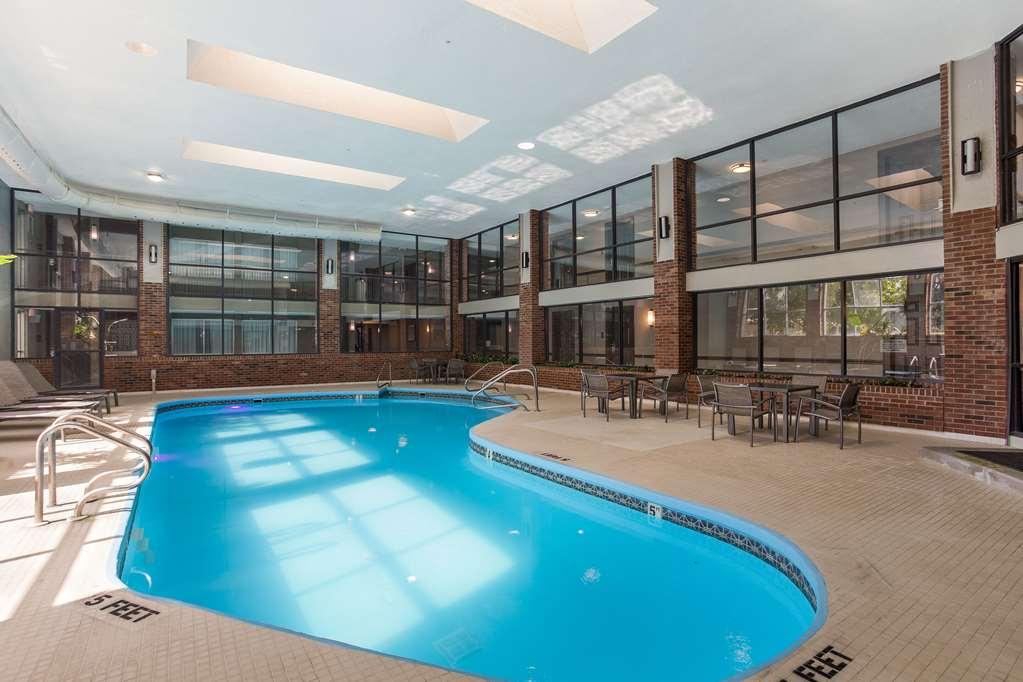 The Clover Hotel, Ascend Hotel Collection サウスベンド 設備 写真